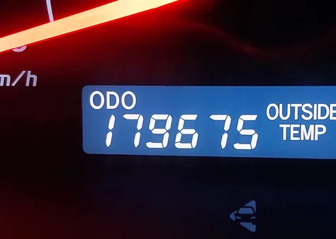 2011 Toyota Camry z USA, uszkodzony, nr VIN 4T1BF3EK2BU672023